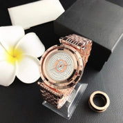 Relojes analógicos con corona con logotipo